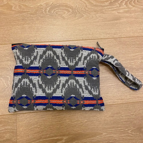 Bleecker and Love waterproof bag like new, multicolor