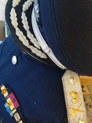 Στολή Ν2 Ταξιάρχου Χωροφυλακής μεταχειρισμένη, πλήρες πηλήκιο, χιτώνιο, παντελόνι, μποτάκια