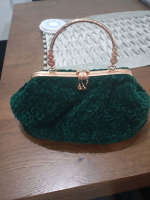 Handmade knitted cypress green bag new with gold clasp