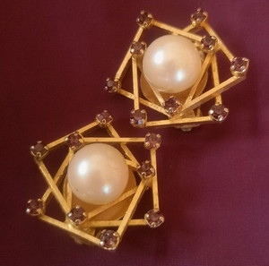 Σπάνια Vintage Faux bijoux clips σε υπέροχο σχέδιο