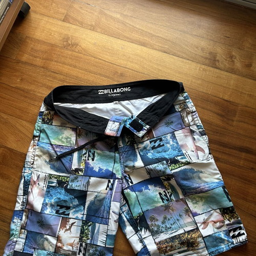 Billabong boys' swim shorts used, size 16, multicolor