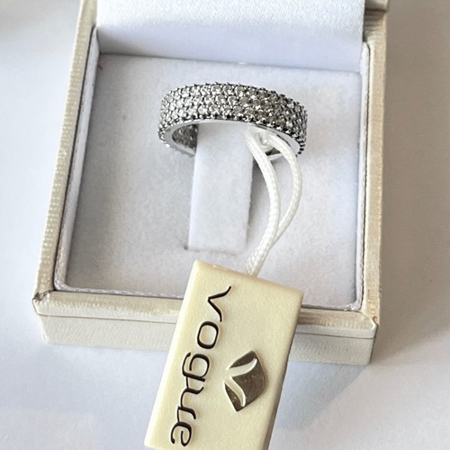 Vogue .925 Solid Silver Ring new, platinum plated with zirconia