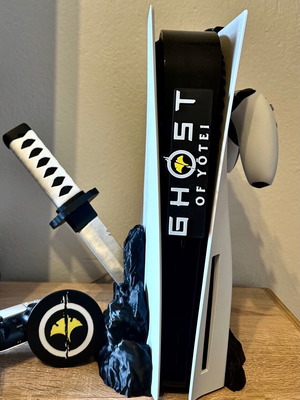 Ghost of Yotei set for PS5 new with katana stand, logo and coaster