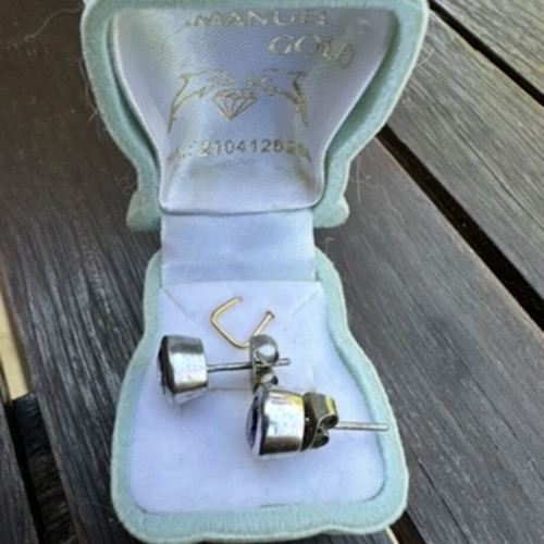 Silver earrings with purple amethyst stone like new 925