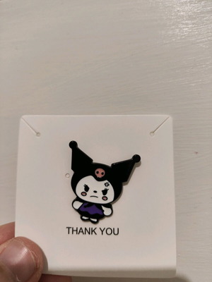 καρφίτσα kuromi hello kitty