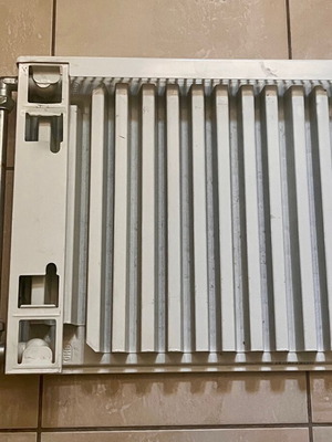 Buderus radiator 0428 dimensions 50x40x6 unused