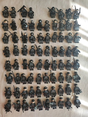 Στρατιώτες από τουβλάκια μεταχειρισμένοι, σετ 78 με οπλισμό