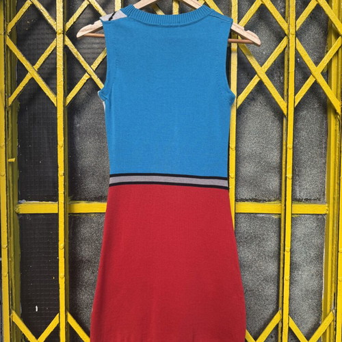 Moschino MoCola Wool Knit Dress like new, size 38