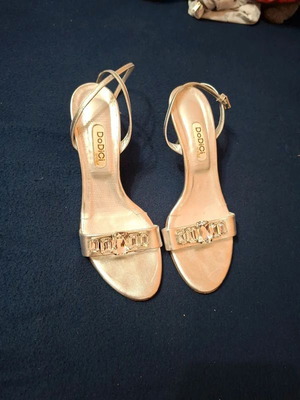 Elegant sandals like new, silver, size 40