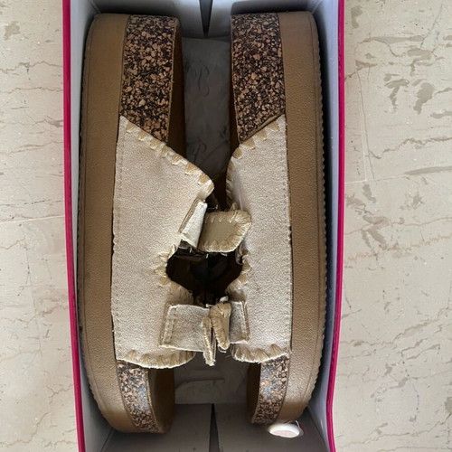 Jomix Flatforms beige size 40 like new