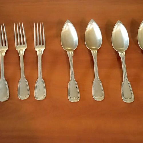 French metal blanc 65 set 12 pieces like new with neoclassical design