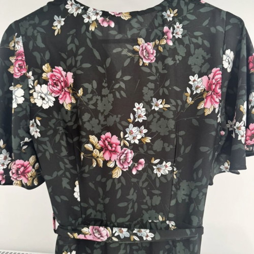 Koton dress size 34 used with floral pattern dark green