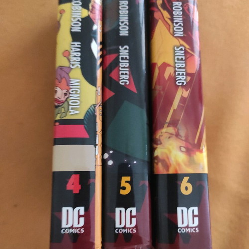 Starman Omnibus volumes 1-6 like new, deluxe hardcover edition