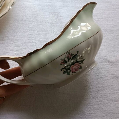 Collectible English porcelain bowl J&G Meakin used