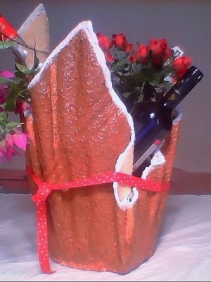 Γλάστρες από τσιμέντο βαμμένες με ακρυλικά για διακόσμηση