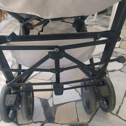 Chicco Liteway stroller used, lightweight with accessories