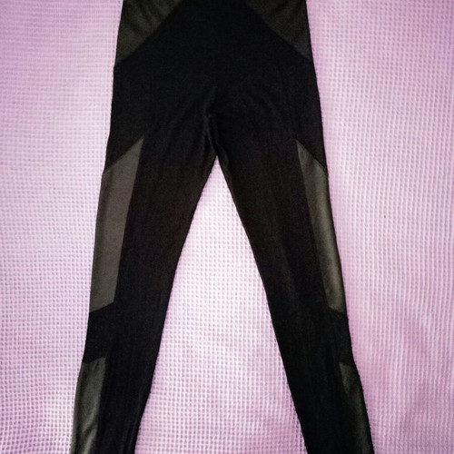 Women's black leggings XS new with vinyl patterns