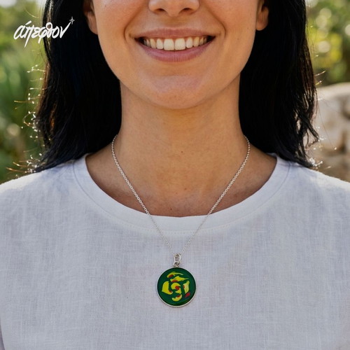 Gervasio Necklace new, hand-designed rose with stainless steel pendant