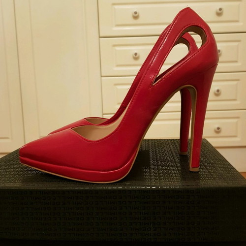 Envie Shoes red patent leather pumps new size 38