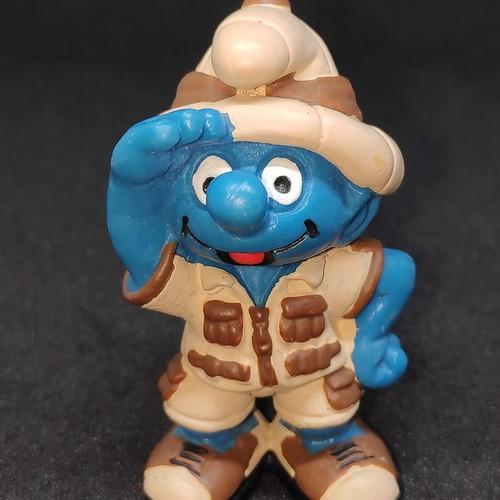 Smurf Explorer Schleich figure like new