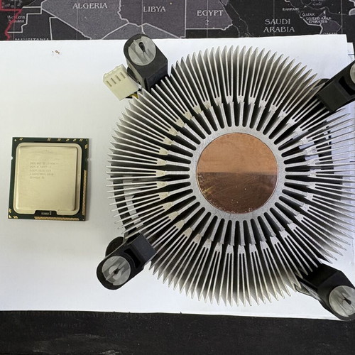 Intel Core i7-920 processor with original cooler used