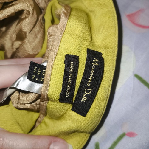 Massimo Dutti women's yellow tapered pants like new, size S