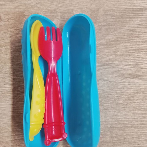 Playskool baby feeding set spoon and fork in case like new