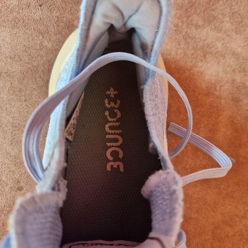 Adidas women's sneakers G27383 like new, pastel glow blue