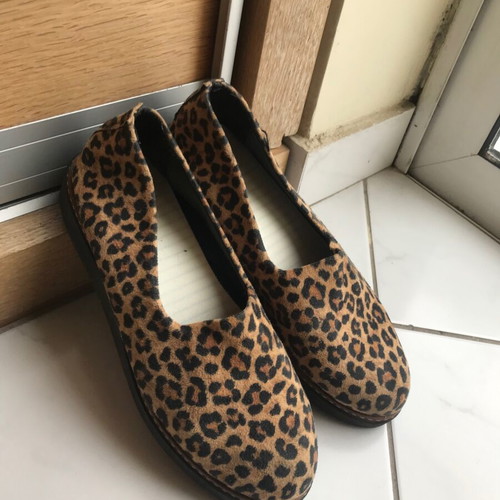 Leopard shoes size 39 like new