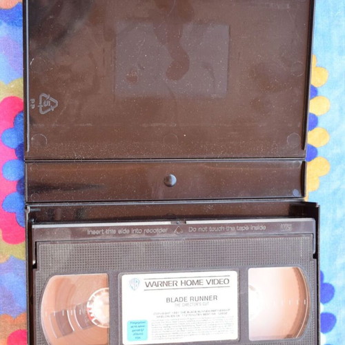 Blade Runner The Director's Cut VHS like new, sci-fi masterpiece