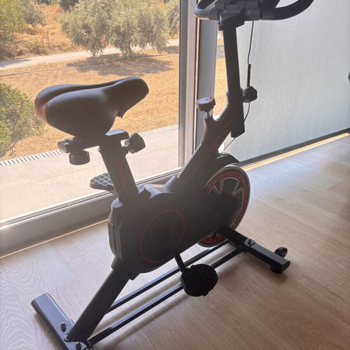Stationary Exercise Bike like new, up to 130kg
