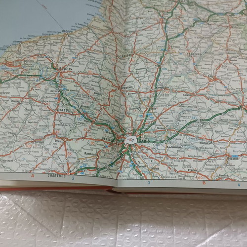 Hallwag tourist guide used, 1979 edition, hardcover