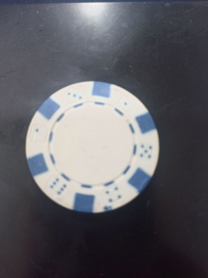 Poker chip blue like new