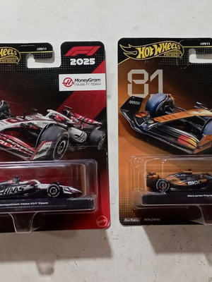 Hot Wheels Premium F1 μεταλλικά αυτοκινητάκια, ΣΦΡΑΓΙΣΜΕΝΟ ΣΤΟ ΚΟΥΤΙ ΤΟΥ, πακέτο 2