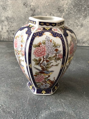 Vase used, beautiful