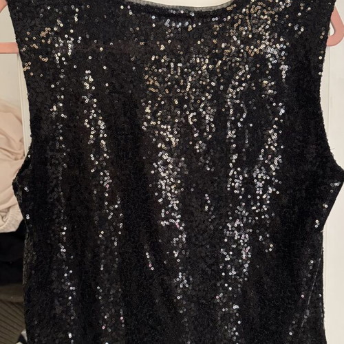 Black sleeveless top with sequins M like new Mango