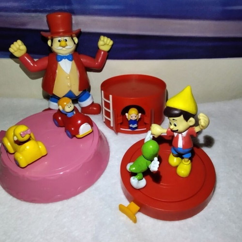 Vintage retro mechanical toy figures set used