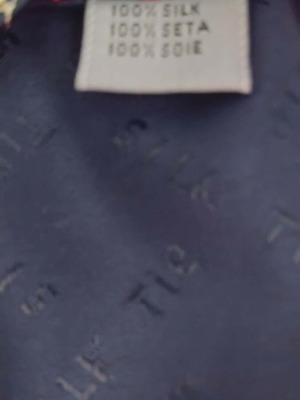 Silk tie like new