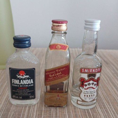 Miniature bottles used, pack of 21