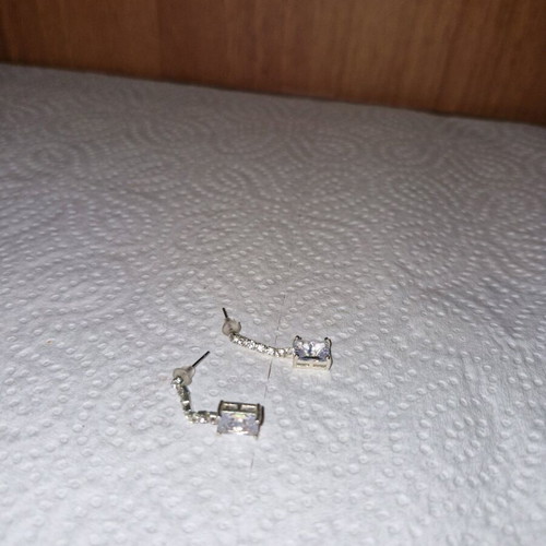 Fos screw earrings dangling like new, silver