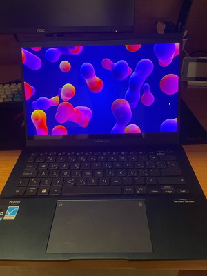 Laptop Asus Zenbook 2023 σαν καινούργιος με Intel i5, 16GB RAM, 512GB SSD