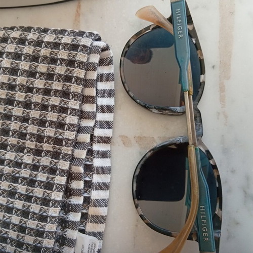 Hilfiger women's sunglasses like new