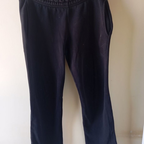 Men's sweatpants with pockets and drawstring, black