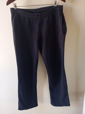 Men's sweatpants with pockets and drawstring, black