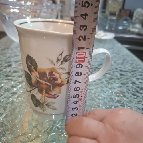 Vintage porcelain mug with rose pattern like new, 1985