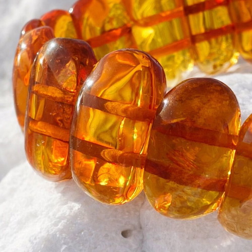 Natural Baltic Amber Bracelet new, handmade with natural inclusions