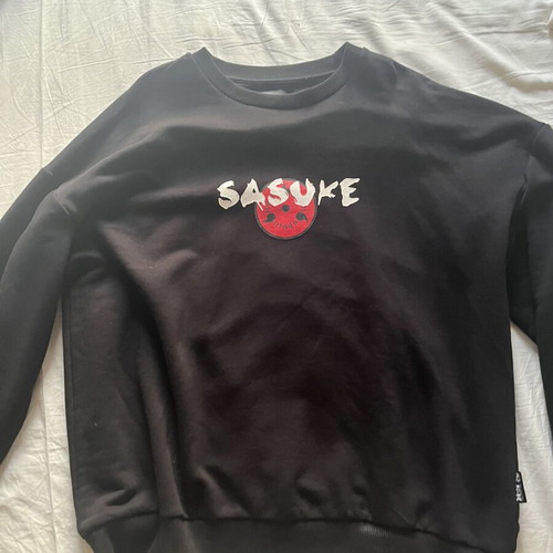 Bershka x Naruto Sasuke Uchiha Sharingan black crewneck sweatshirt like new