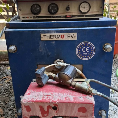 Thermolev oil boiler with Riello 40 burner used, complete system