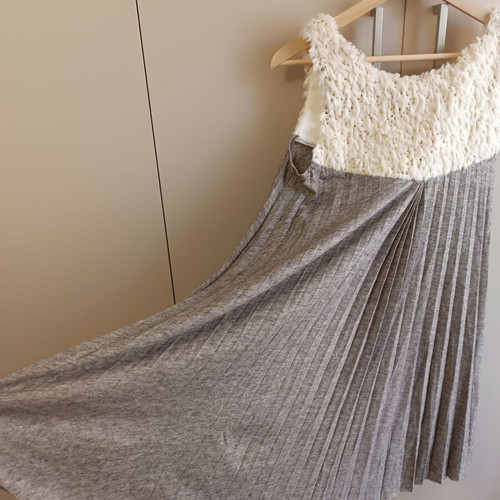Almost Famous dress size 10 like new, winter, white and gray