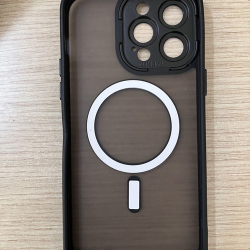iPhone 14 Pro Max case with removable lens protection